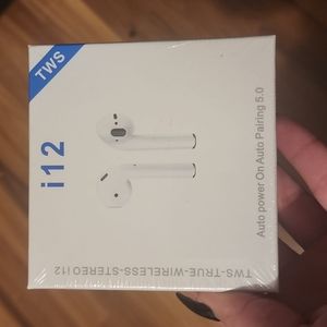 Wireless Airpods BRAND NEW